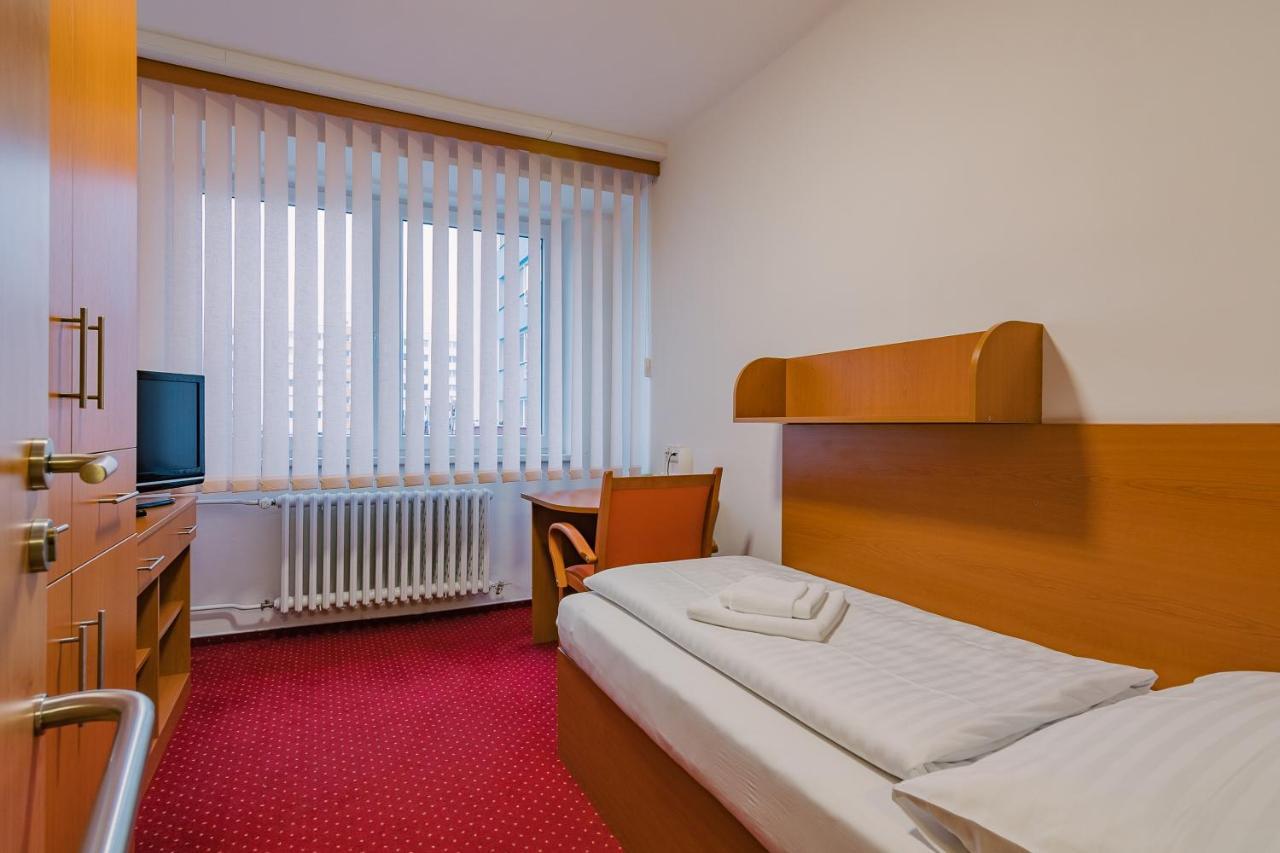 Hotel Garni Vsb Ostrava Dış mekan fotoğraf